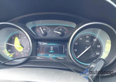 2018 Buick Envision Essence z USA, uszkodzony, nr VIN LRBFX1SA5JD053612